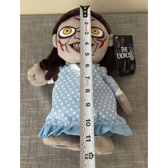Newt The Exorcist Animated Regan Talking/Walking Plush - Picture 12 of 12